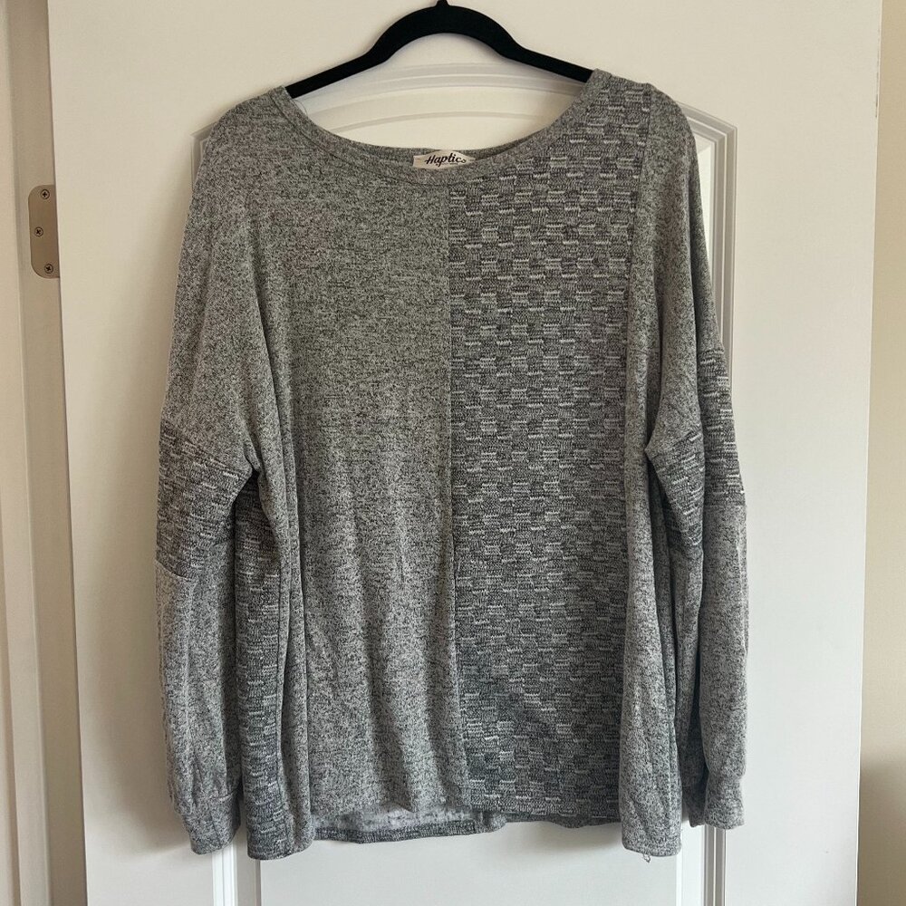 Grey scoop neck long sleeve sweater